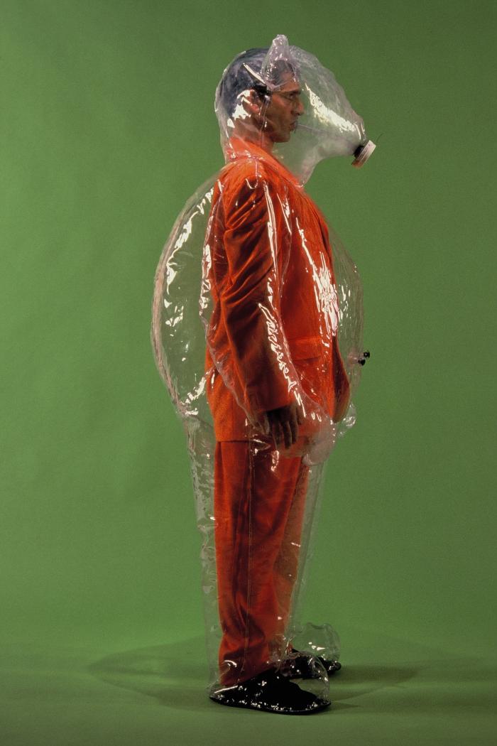 1999_06_001a