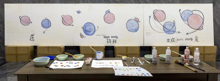 Atelier de Jingdezhen lors de la réalisation de "L'amitié" fresque céramique installée à la station de  métro Lujiazui , Shanghaï